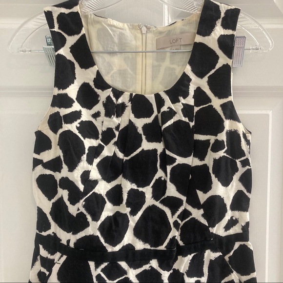 Black and beige cow print linen dress - Picture 2 of 4